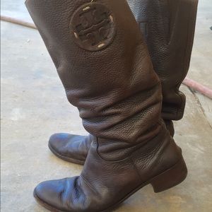 *** SOLD*** Authentic Tory Burch boots